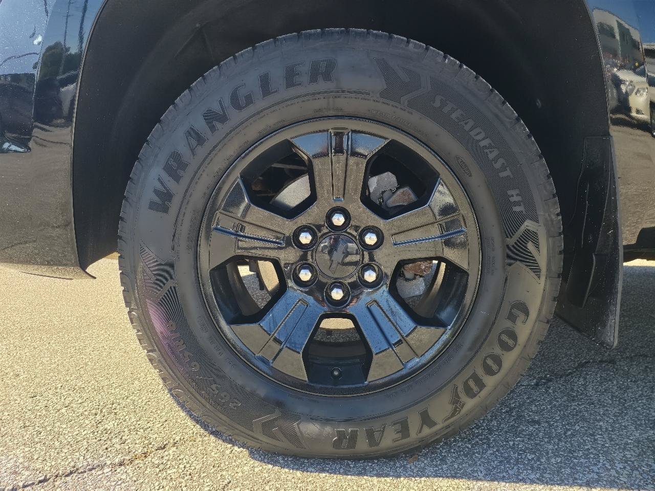 Used 2017 Chevrolet Tahoe LT AWD/4WD image 9