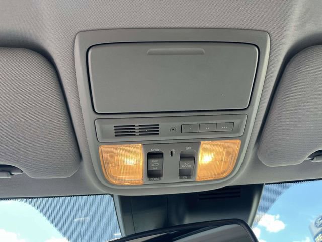 Used 2021 Honda CR-V Touring image 27