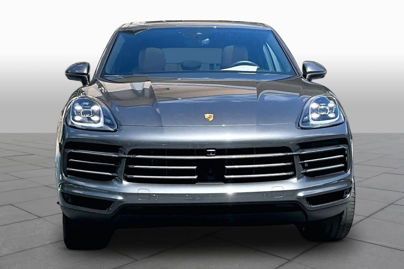 Used 2023 Porsche Cayenne Platinum Edition AWD/4WD image 4