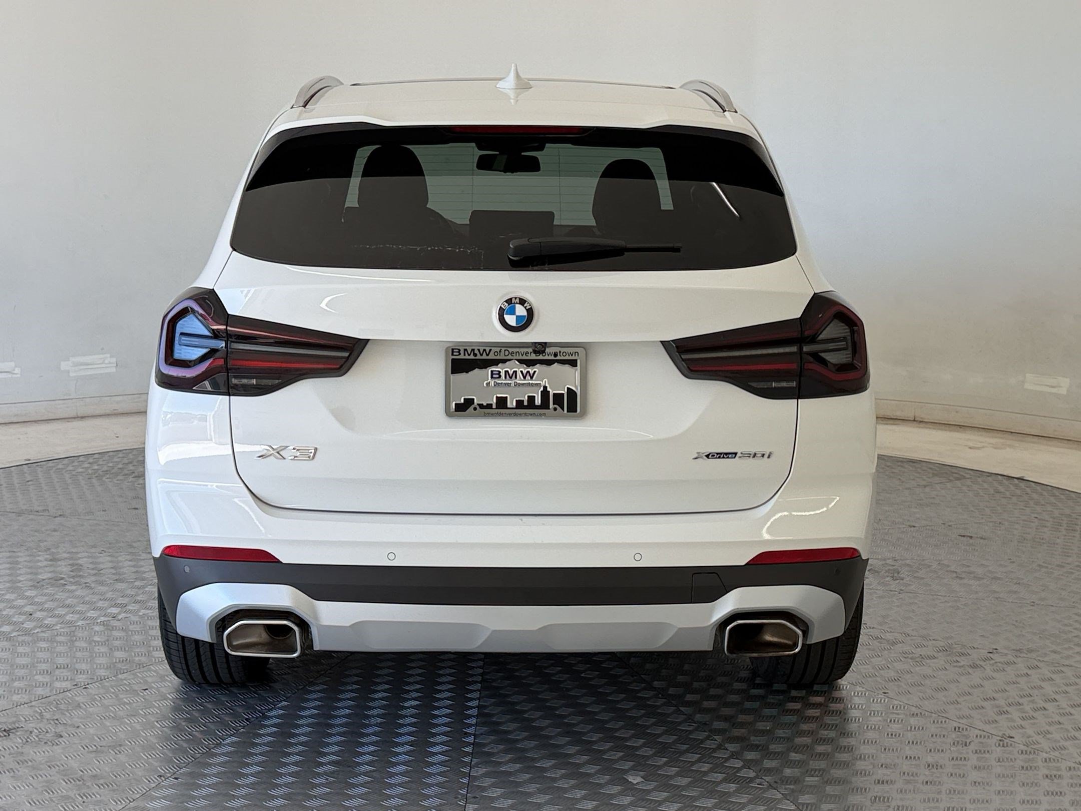 Used 2023 BMW X3 xDrive30i w/ Premium Package w/ZPA AWD/4WD image 10