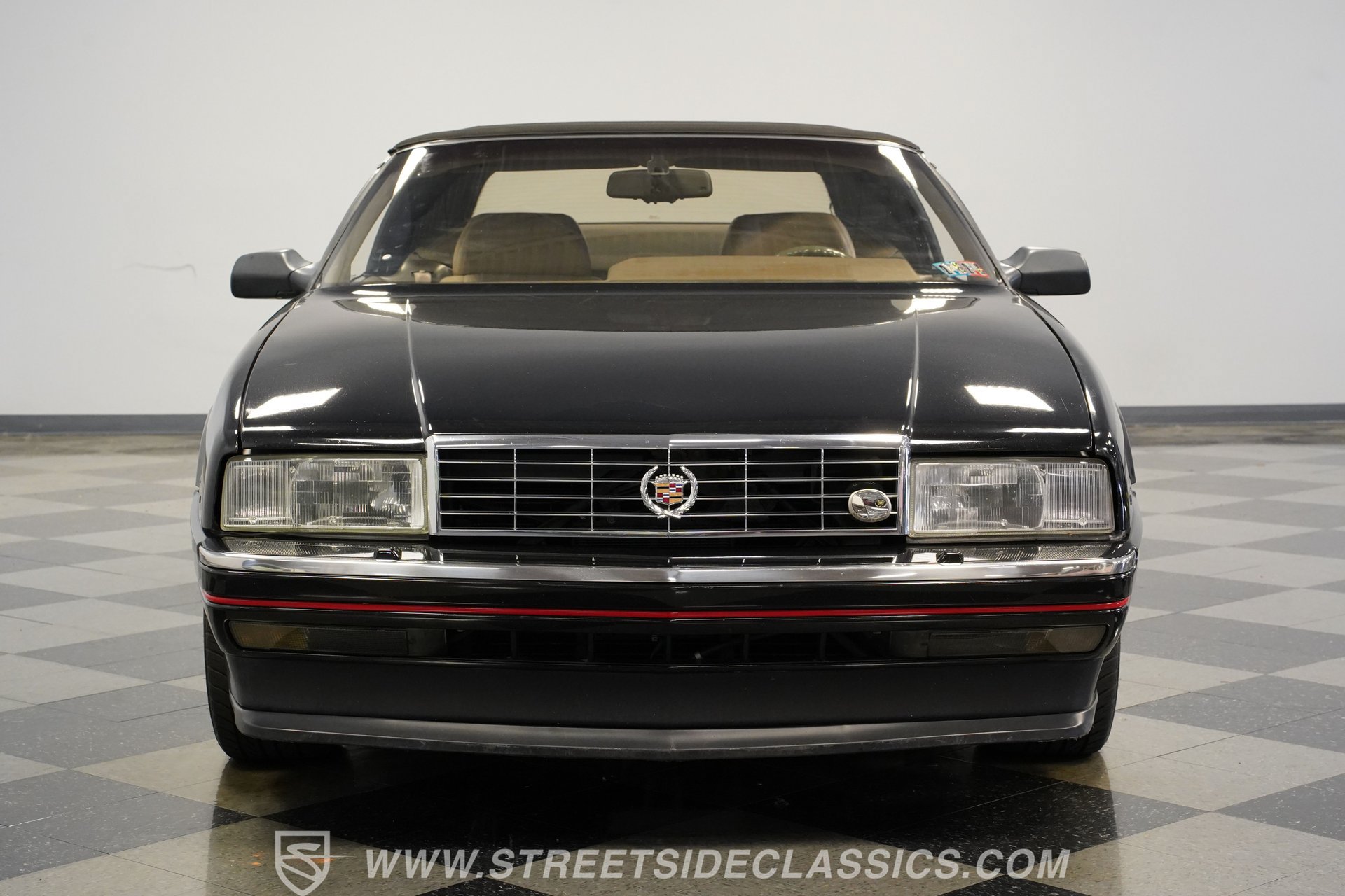 Used 1993 Cadillac Allante FWD image 18