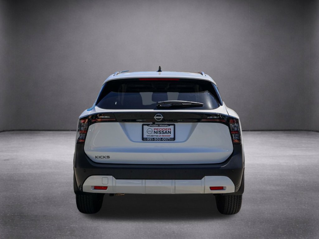 New 2026 Nissan Kicks SV FWD image 5