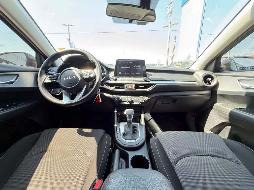 Used 2024 Kia Forte LXS w/ LXS Technology Package FWD image 26
