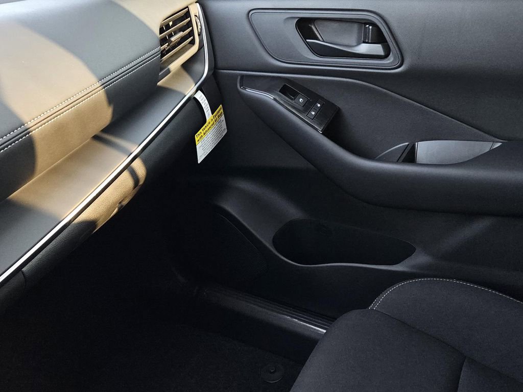 New 2026 Nissan Rogue S image 20