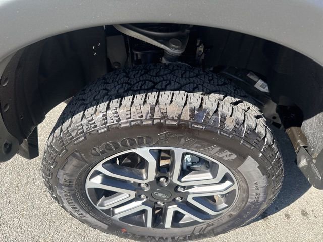 Used 2025 Ford Ranger Lariat w/ Advanced Towing Package AWD/4WD image 14