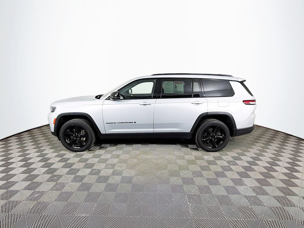 Certified 2023 Jeep Grand Cherokee L Laredo AWD/4WD image 7