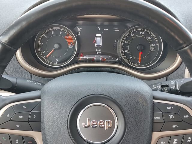 Certified 2018 Jeep Cherokee Limited w/ Technology Group image 12