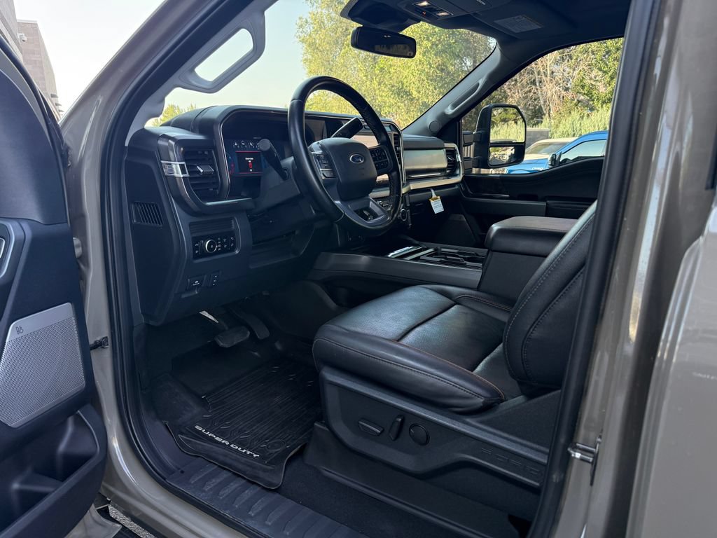 Used 2026 Ford F350 Lariat AWD/4WD image 19