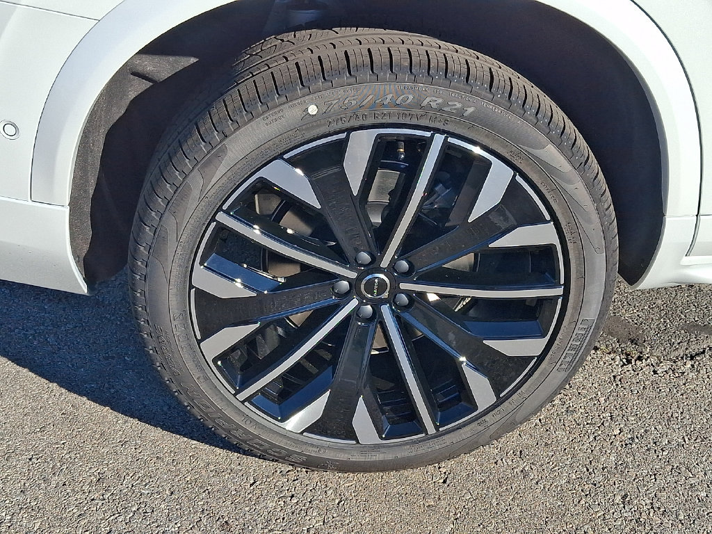New 2027 Volvo XC90 B6 Plus AWD/4WD image 7
