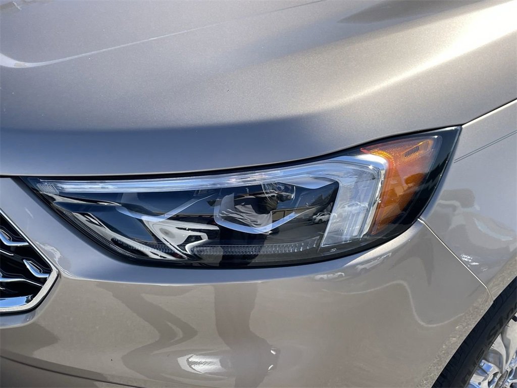Used 2021 Ford Edge Titanium w/ Equipment Group 301A image 15