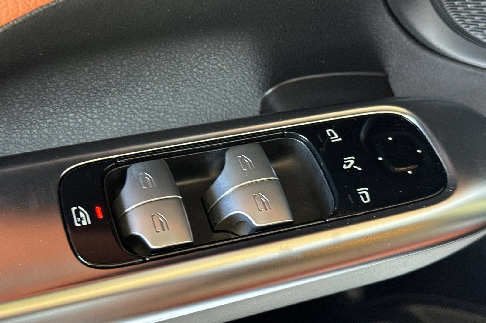 Certified 2024 Mercedes-Benz C 300 Sedan image 13