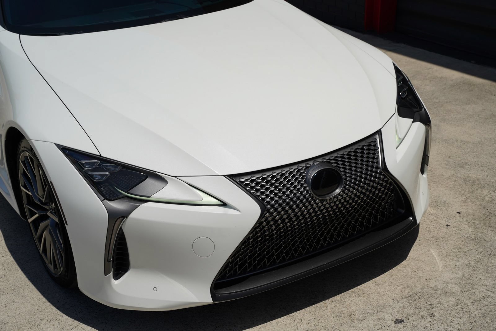 Used 2024 Lexus LC 500 Coupe w/ Dynamic Handling Package RWD image 10