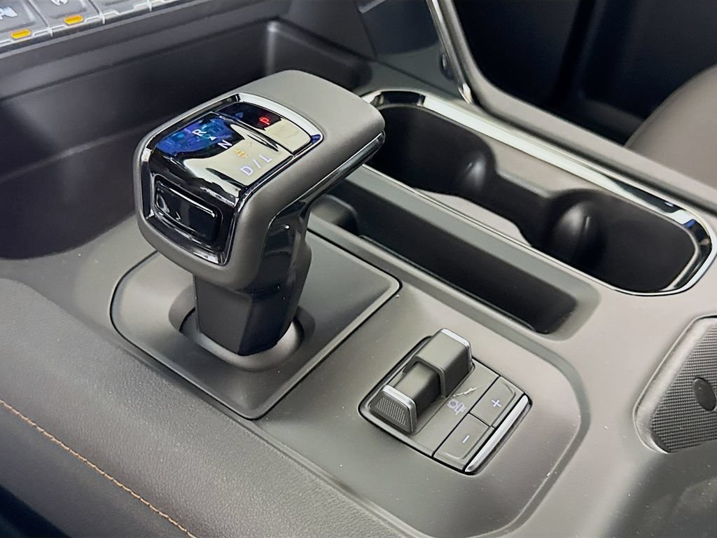 New 2026 GMC Sierra 1500 AT4 w/ AT4 Premium Package AWD/4WD image 11