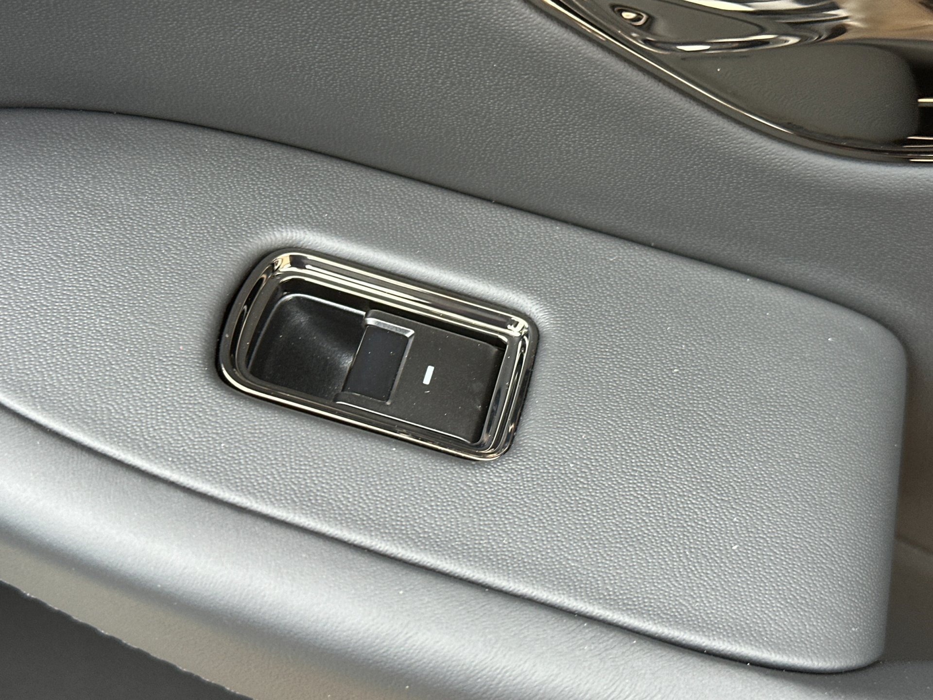 New 2026 Bentley Continental GT AWD/4WD image 18