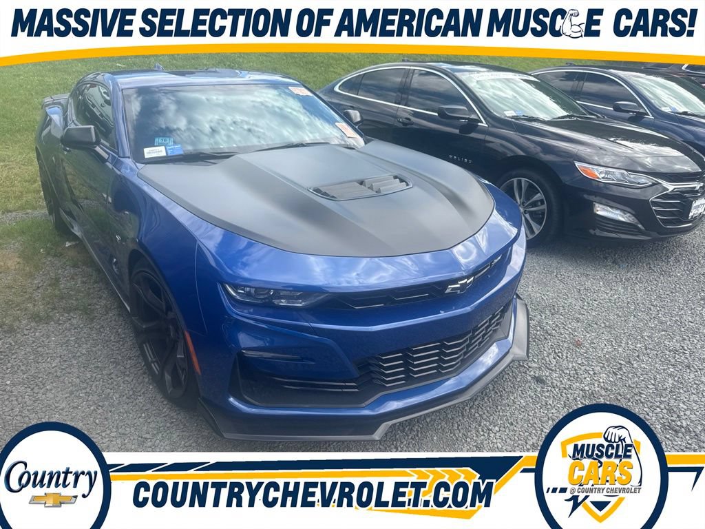Used 2022 Chevrolet Camaro SS RWD image 1