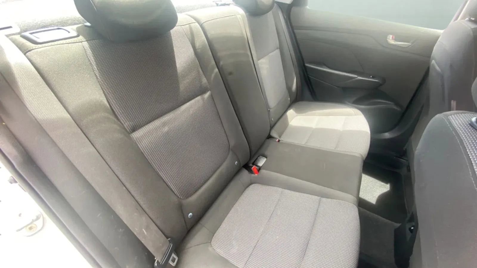 Used 2018 Hyundai Accent SEL FWD image 27