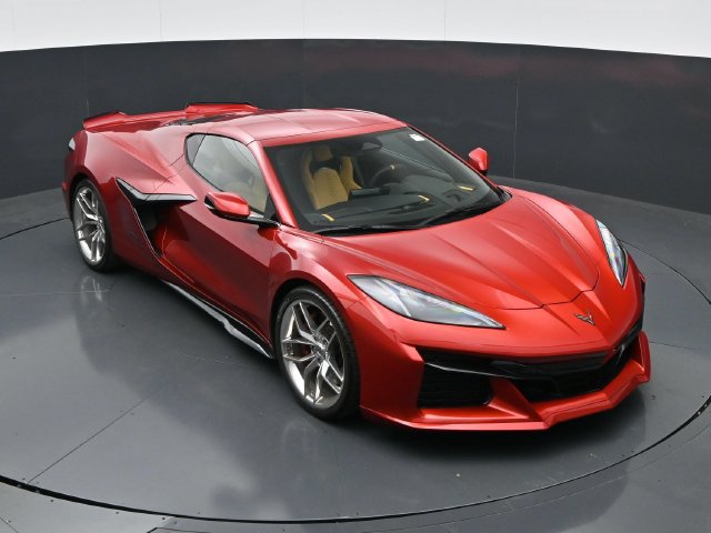 Used 2025 Chevrolet Corvette Z06 w/ Battery Protection Package RWD image 39