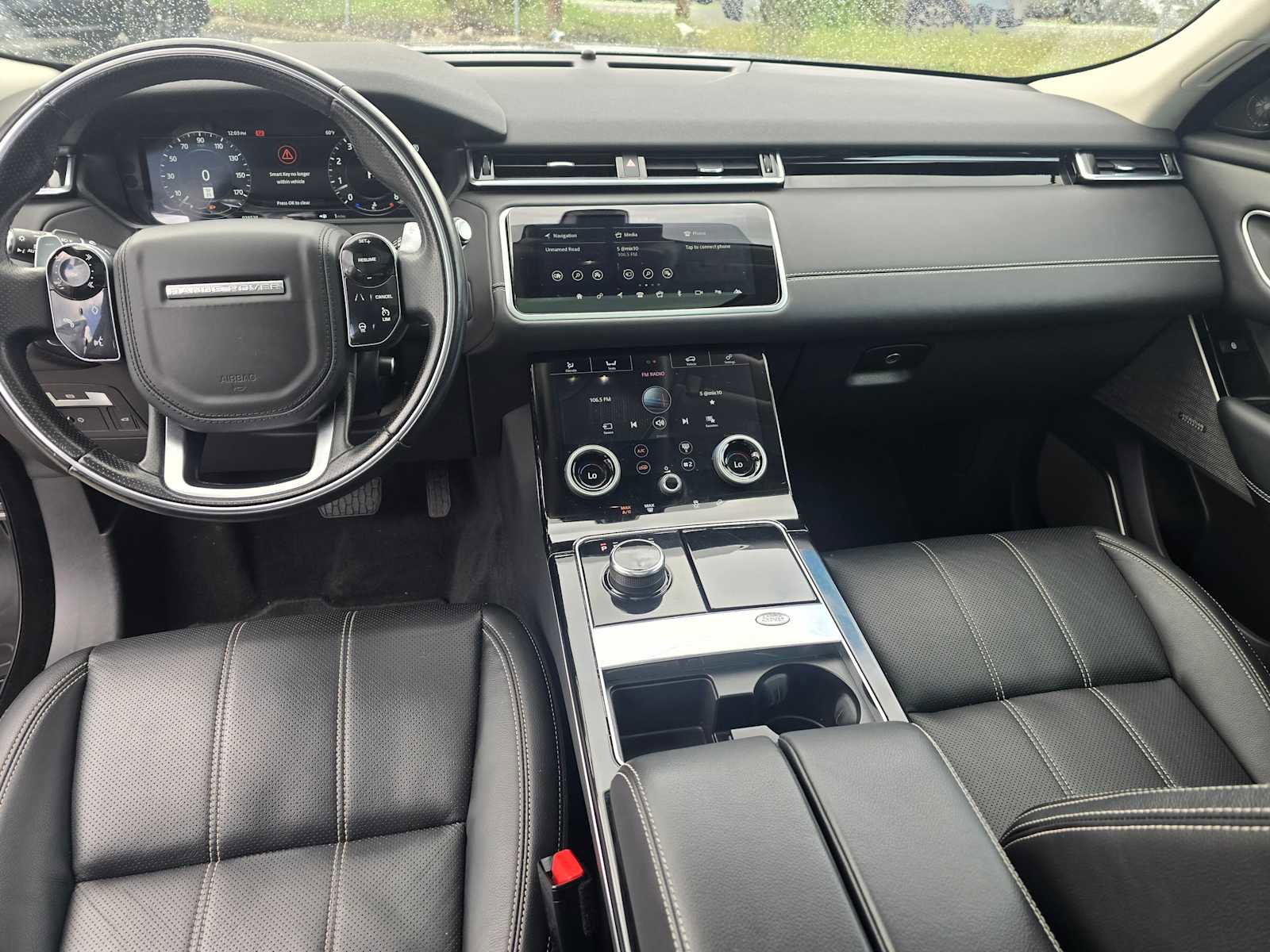 Used 2018 Land Rover Range Rover Velar R-Dynamic SE image 23