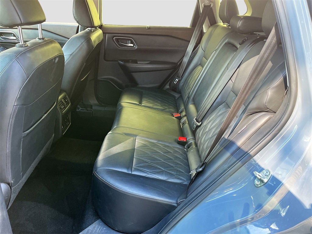 Used 2023 Nissan Rogue Platinum w/ Platinum Premium Package image 26