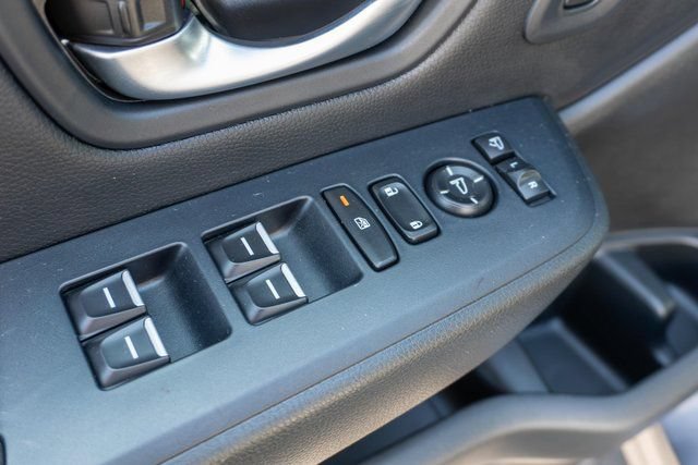Used 2025 Honda Pilot Black Edition image 21
