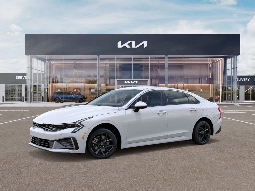 New 2026 Kia K5 LXS FWD image 3
