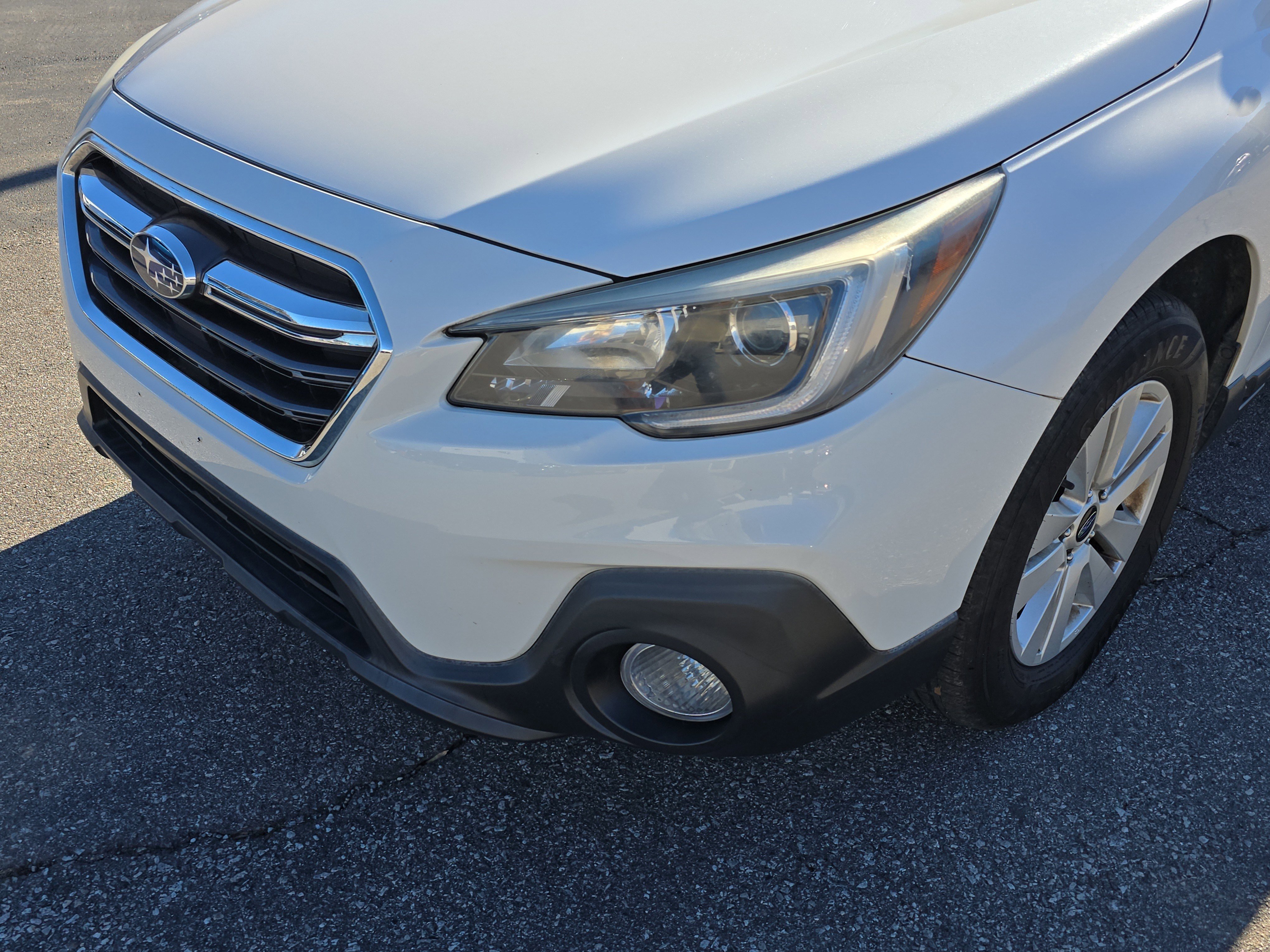 Used 2019 Subaru Outback 2.5i Premium image 9