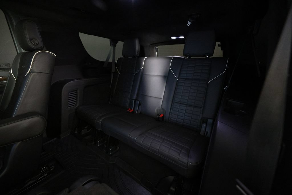 Used 2021 Cadillac Escalade ESV Sport Platinum w/ LPO, ONYX Package AWD/4WD image 14