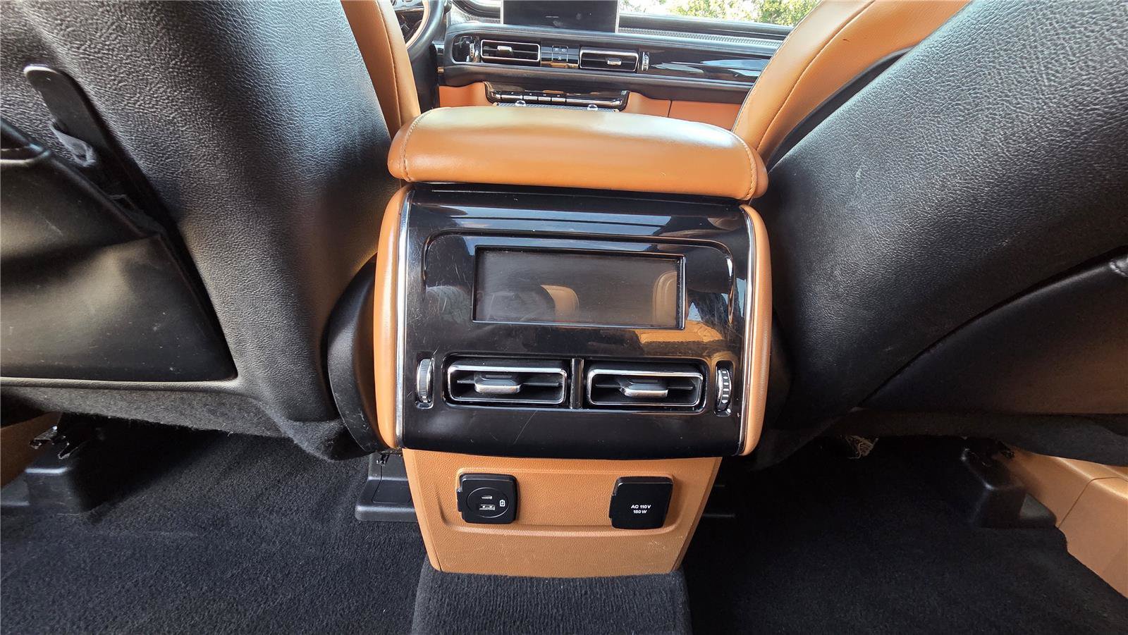 Used 2020 Lincoln Aviator Black Label w/ Dynamic Handling Package AWD/4WD image 28