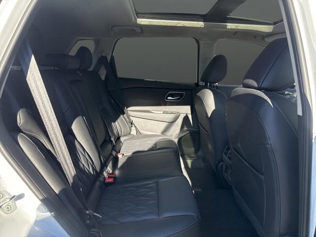 New 2026 Nissan Rogue Platinum image 35