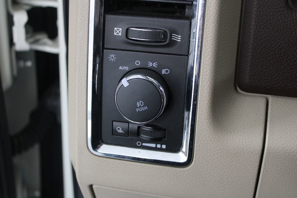 Used 2018 RAM 2500 Longhorn w/ Longhorn Southfork Package image 39