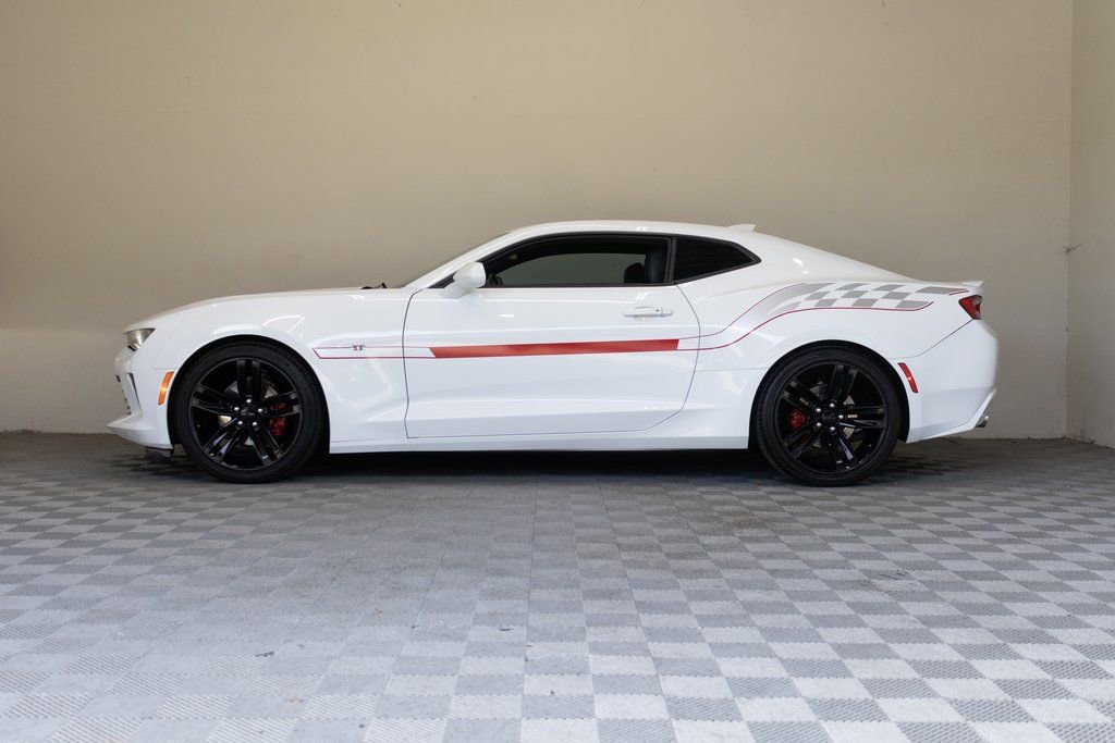 Used 2017 Chevrolet Camaro LT image 7