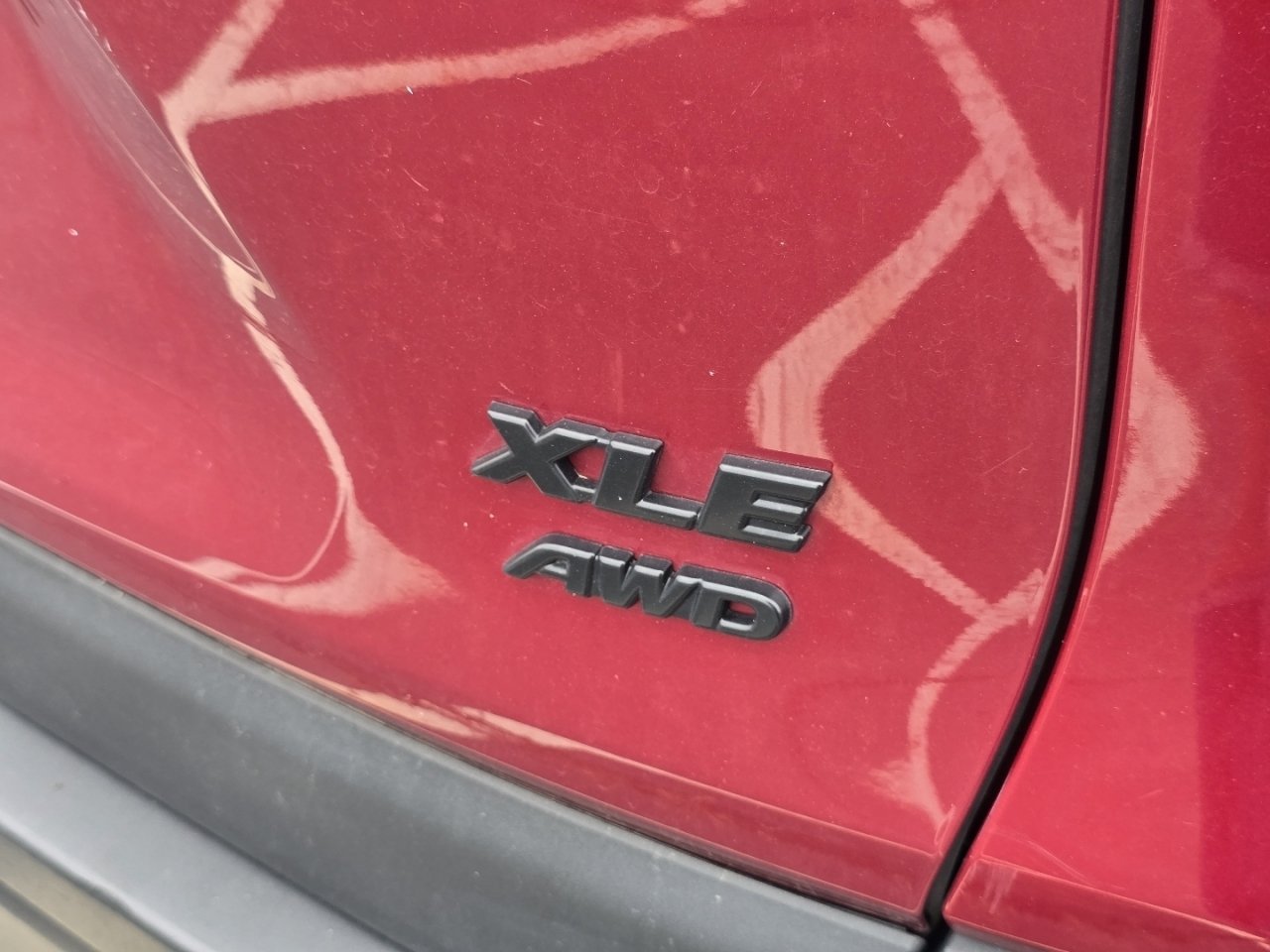 Used 2019 Toyota RAV4 XLE AWD/4WD image 14