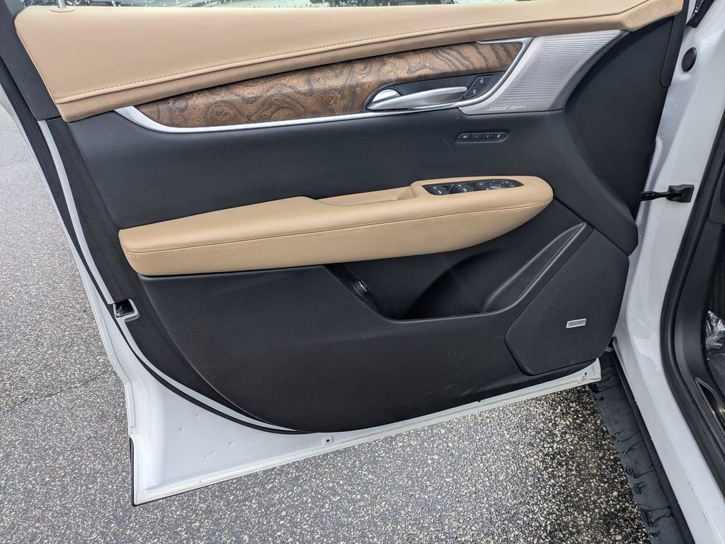 Used 2023 Cadillac XT5 Sportv w/ Platinum Package AWD/4WD image 10