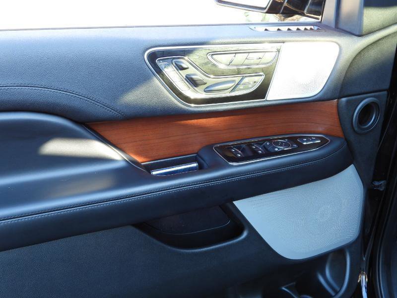 Used 2020 Lincoln Navigator Reserve w/ Equipment Group 208A Reserve image 50