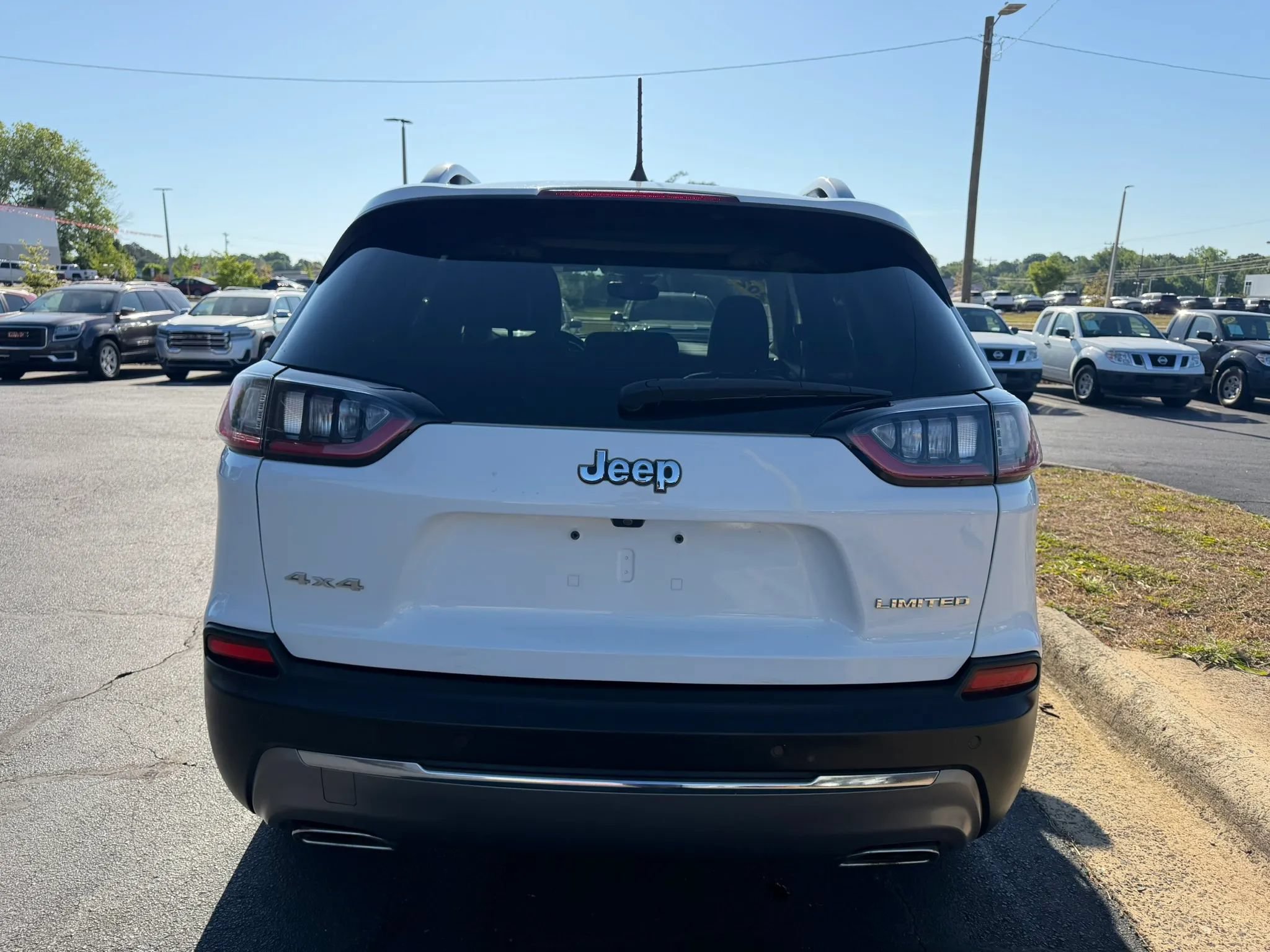 Used 2021 Jeep Cherokee Limited AWD/4WD image 7