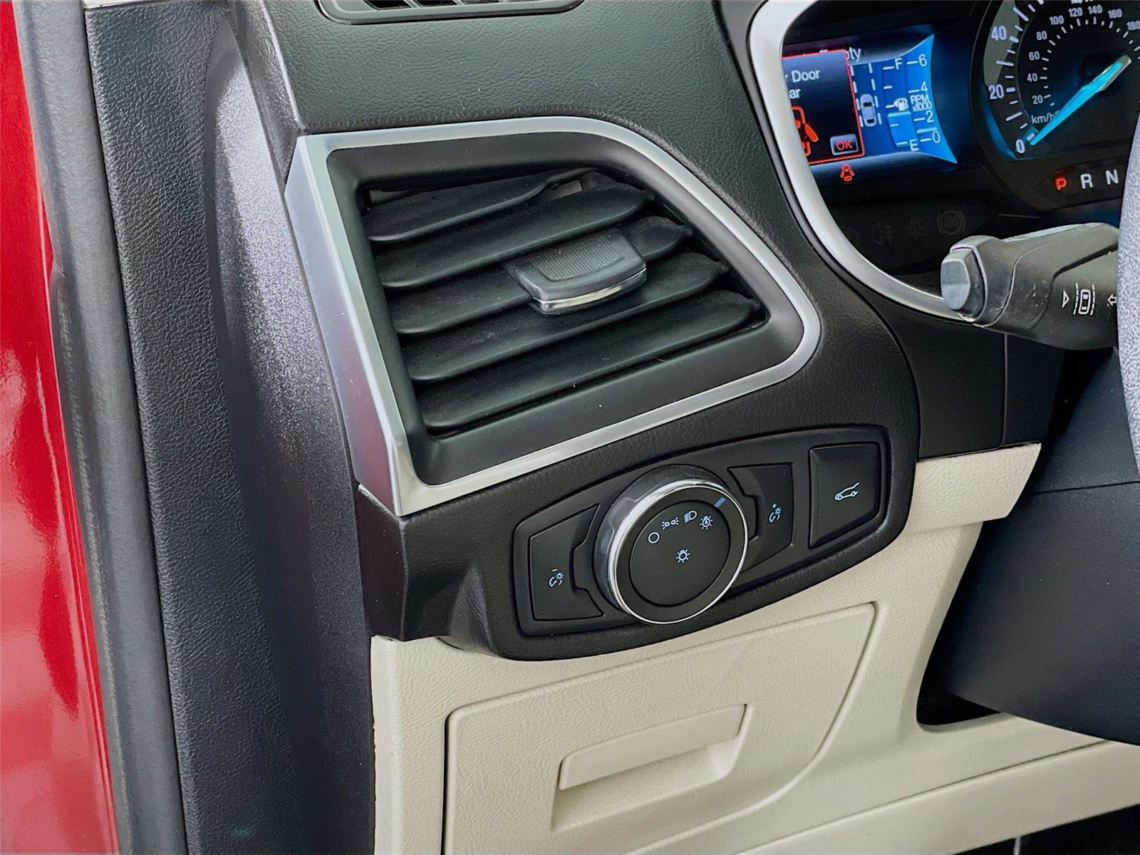 Used 2015 Ford Edge Titanium w/ Equipment Group 302A image 15