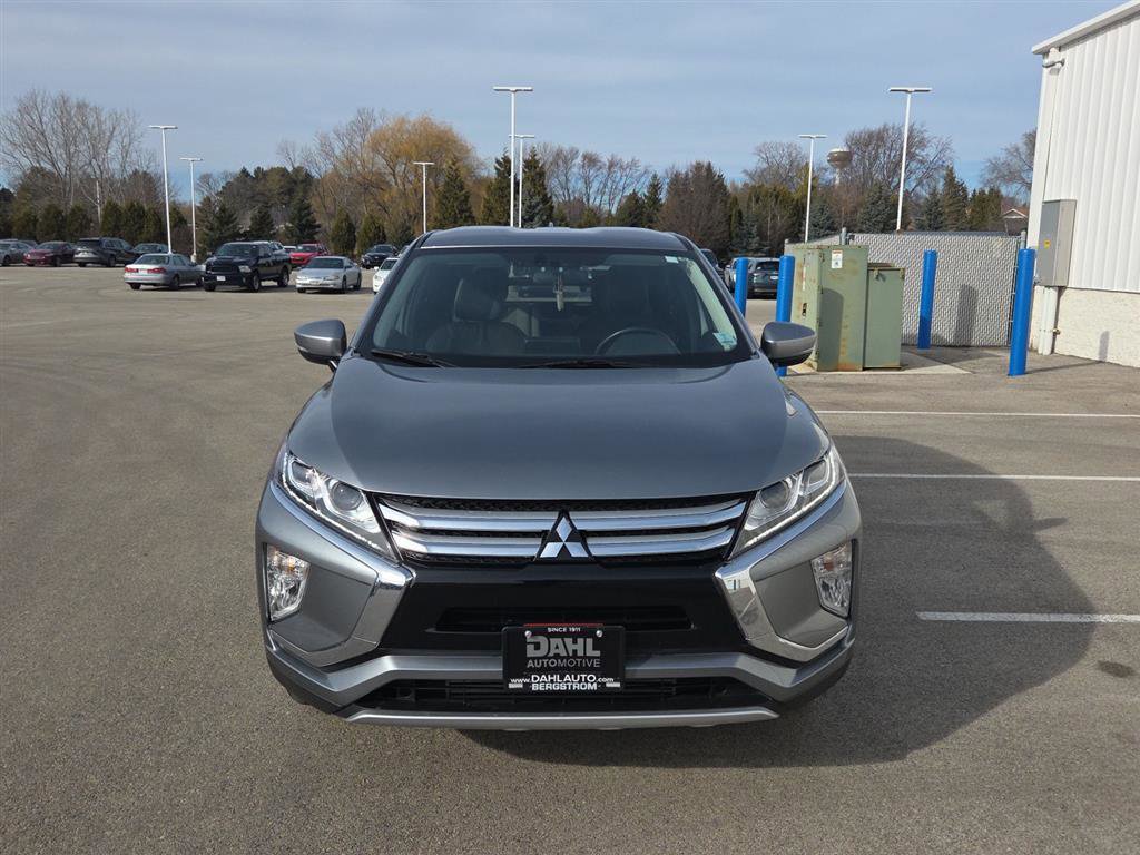 Used 2019 Mitsubishi Eclipse Cross SE image 2