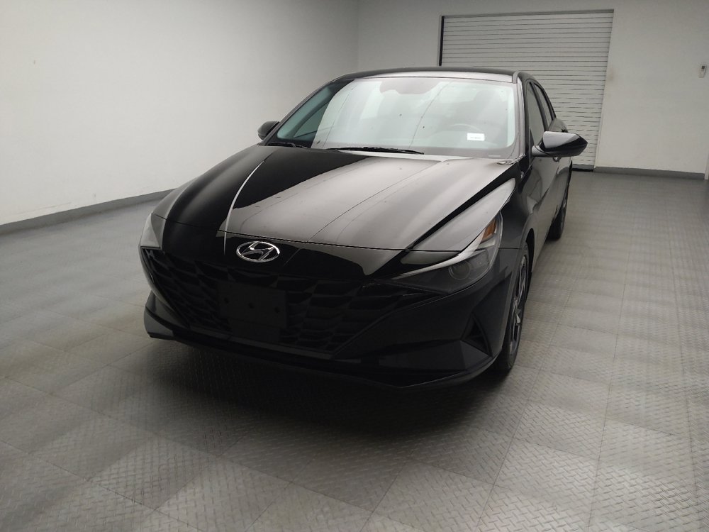 Used 2023 Hyundai Elantra SEL w/ Convenience Package FWD image 15