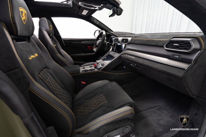 Used 2024 Lamborghini Urus Performante image 59