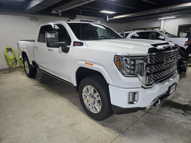 Certified 2022 GMC Sierra 3500 Denali w/ Denali Ultimate Package AWD/4WD image 3