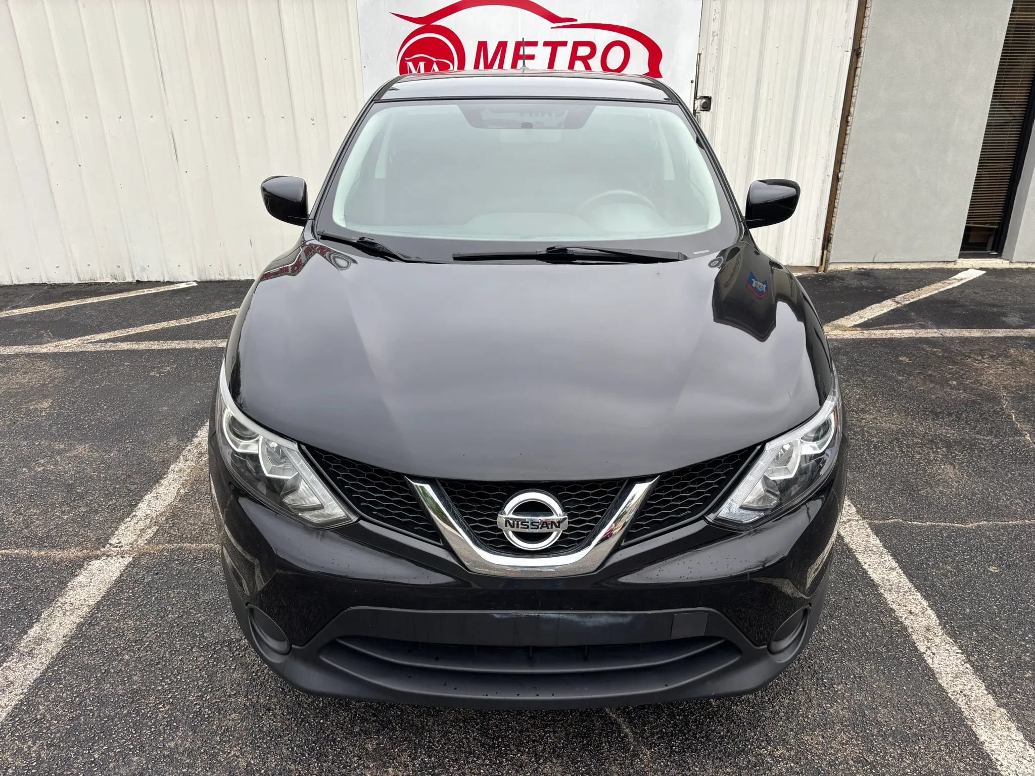Used 2017 Nissan Rogue Sport S w/ S Appearance Package FWD image 9