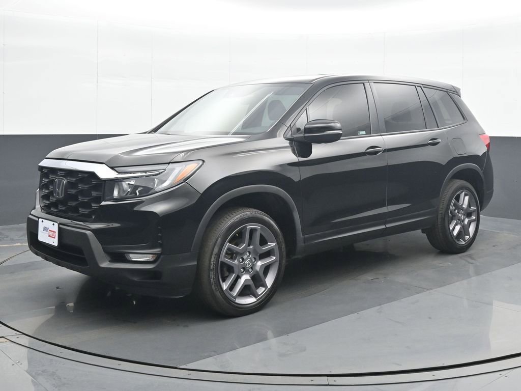 Used 2023 Honda Passport EX-L image 2