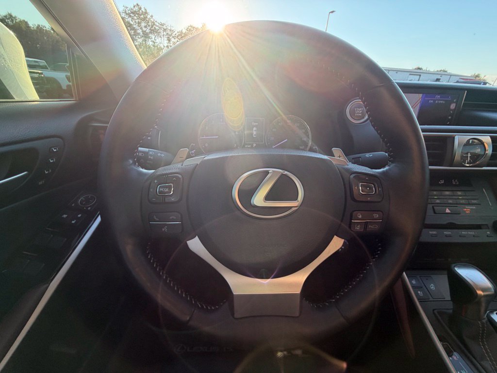 Used 2019 Lexus IS 300 AWD w/ Navigation Package image 10