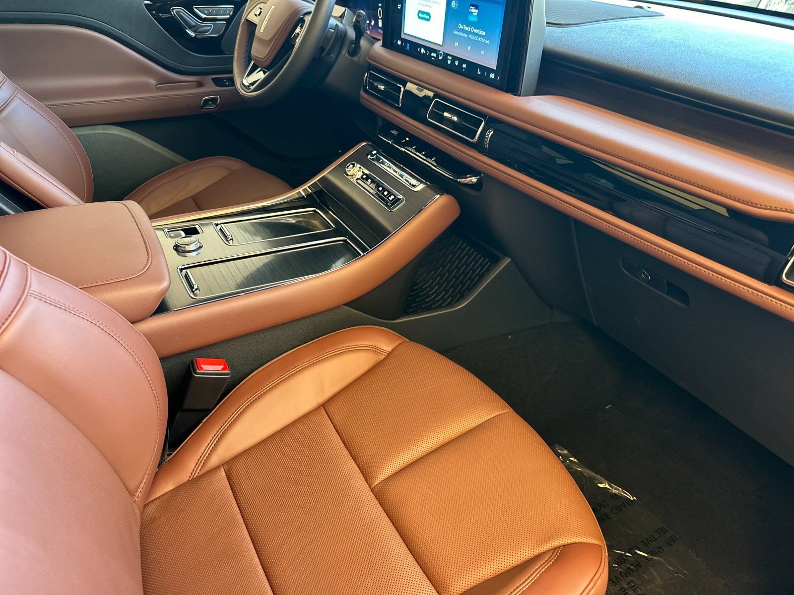 New 2026 Lincoln Aviator Reserve AWD/4WD image 16