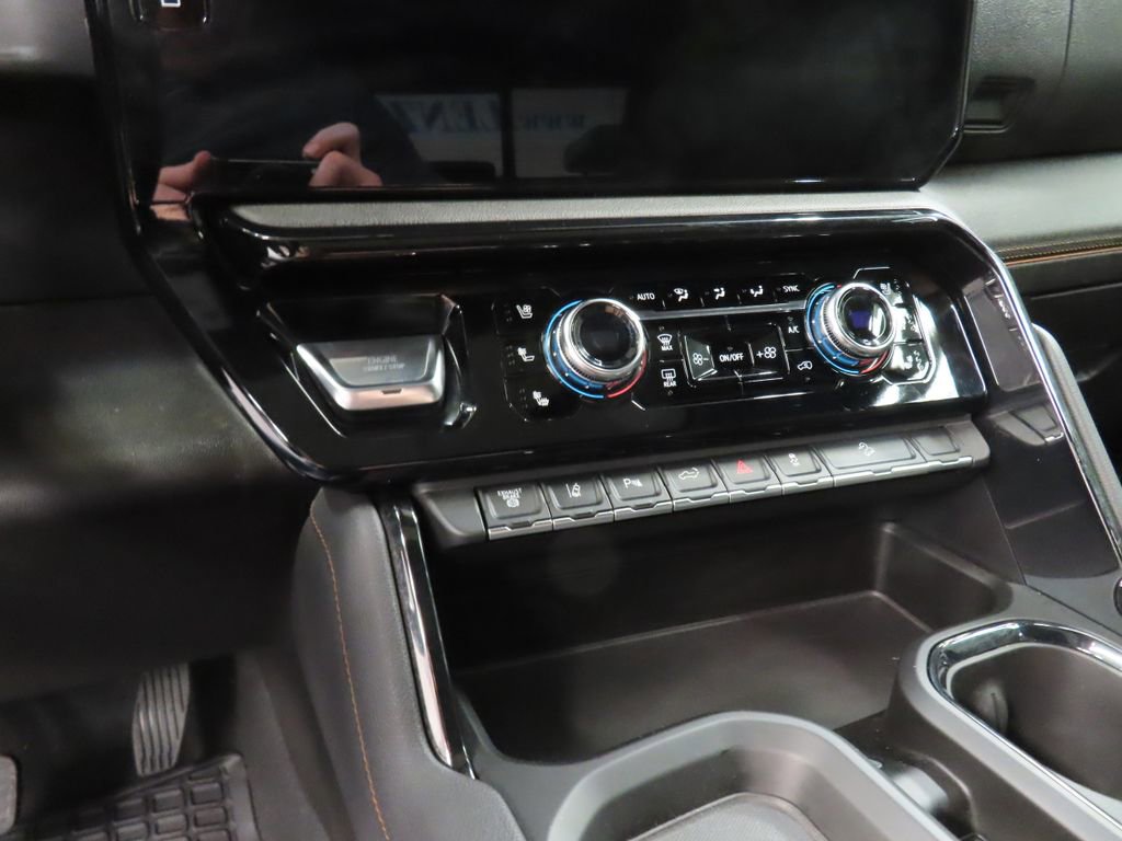 Used 2025 GMC Sierra 3500 AT4 w/ AT4 Premium Plus Package image 72