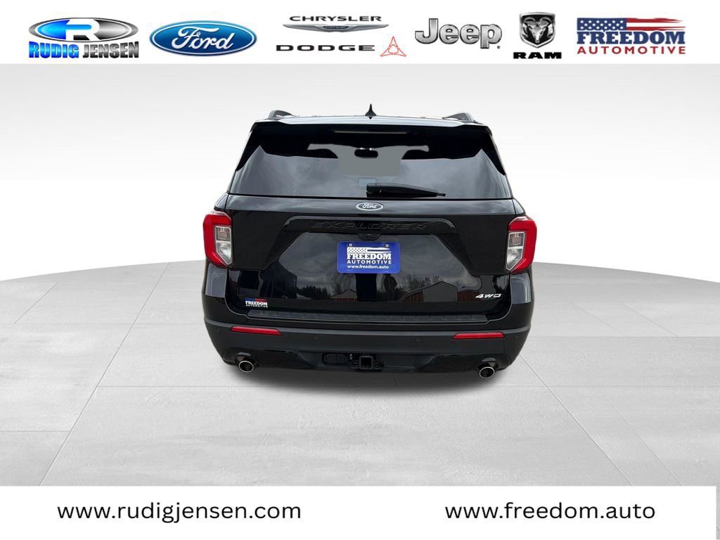 Used 2023 Ford Explorer ST-Line w/ Class IV Trailer Tow Package AWD/4WD image 4