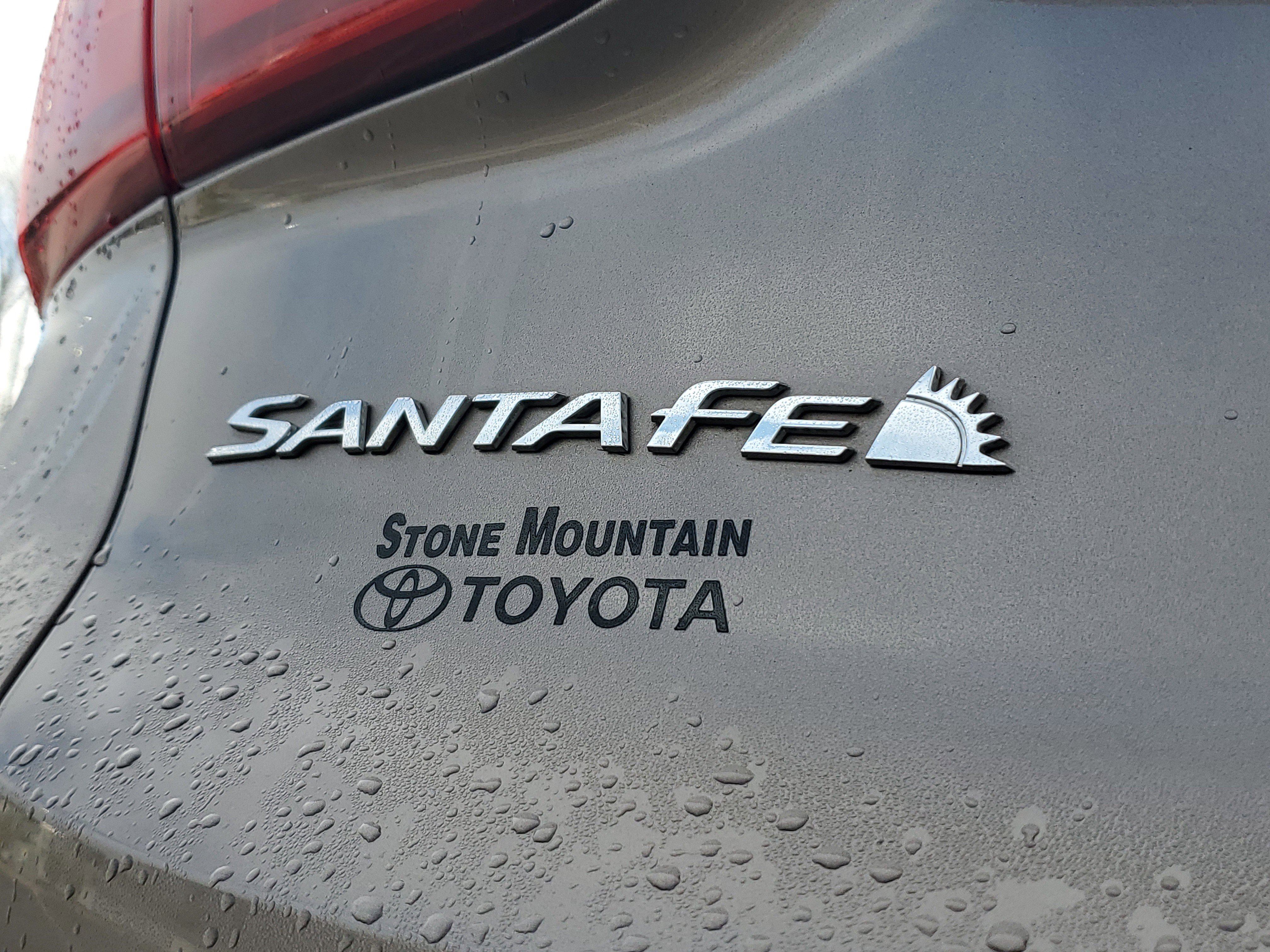 Used 2019 Hyundai Santa Fe SE image 7