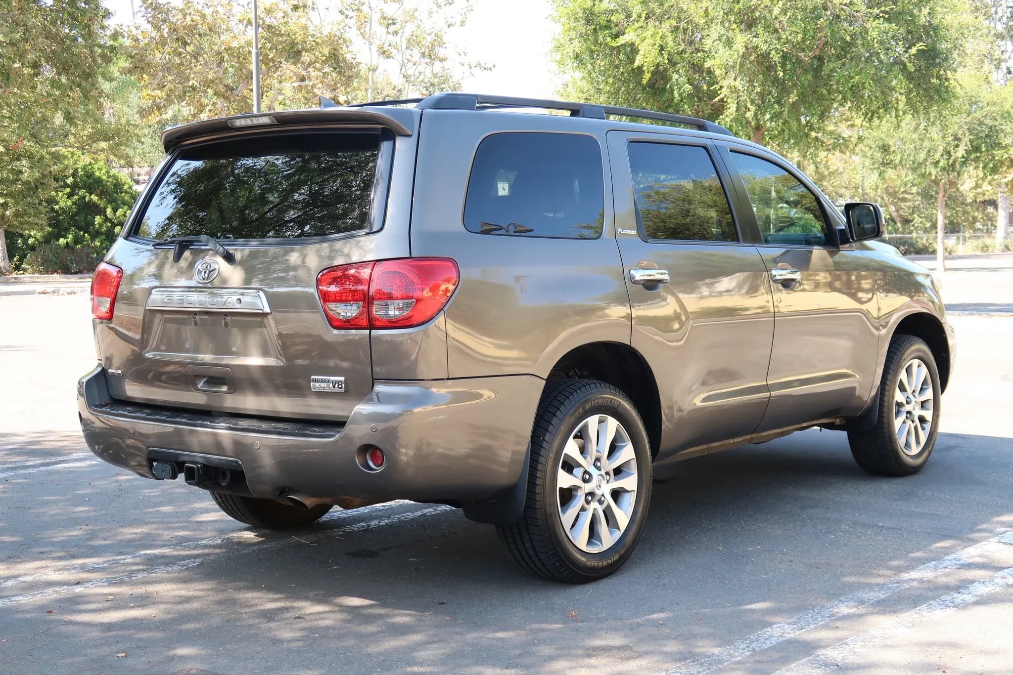 Used 2013 Toyota Sequoia Platinum RWD image 7