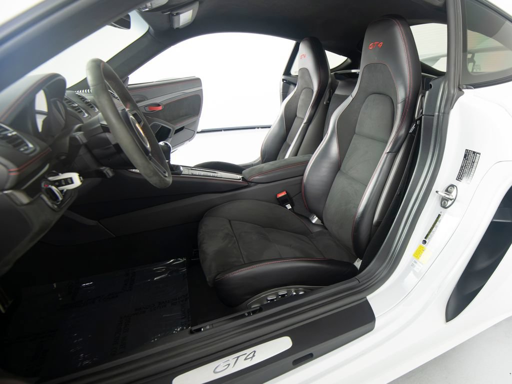 Certified 2022 Porsche 718 Cayman GT4 RWD image 4