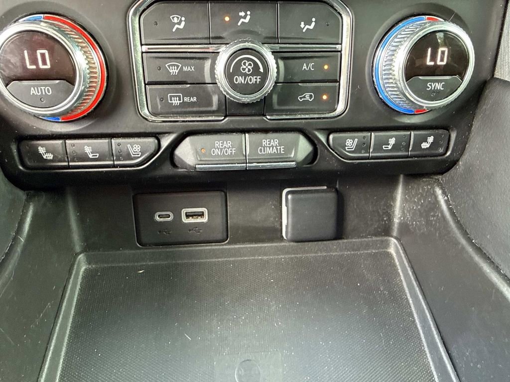 Used 2022 GMC Yukon SLT w/ SLT Premium Package RWD image 36